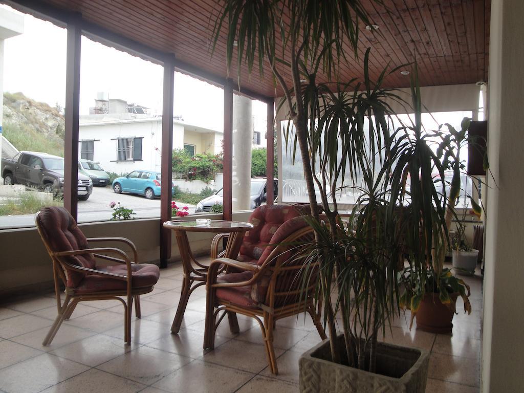 Evans Hotel Heraklion  Ngoại thất bức ảnh